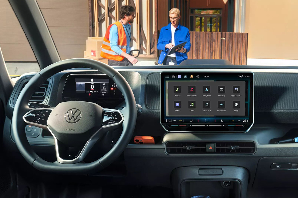 VW ID. Buzz Cargo Pure Display & Lenkrad