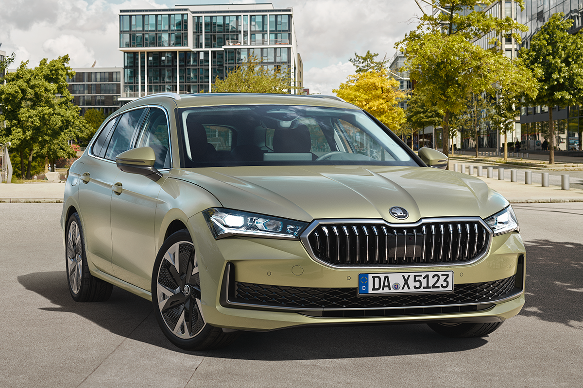 Skoda Superb Combi Frontansicht