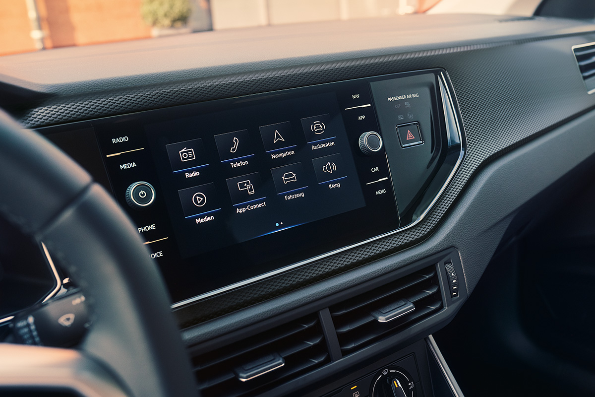 VW Polo Life Display