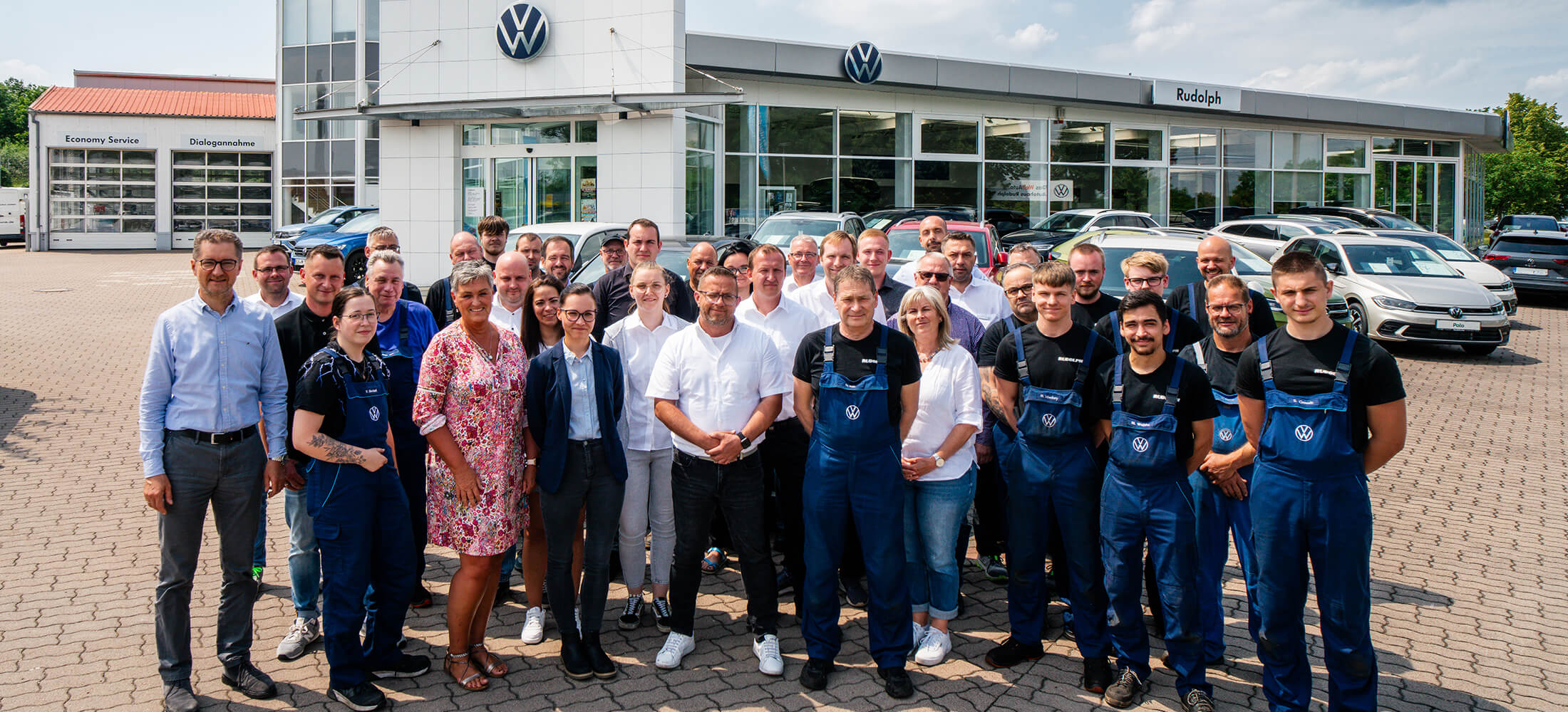 Autohaus Rudolph Leuna Teamfoto